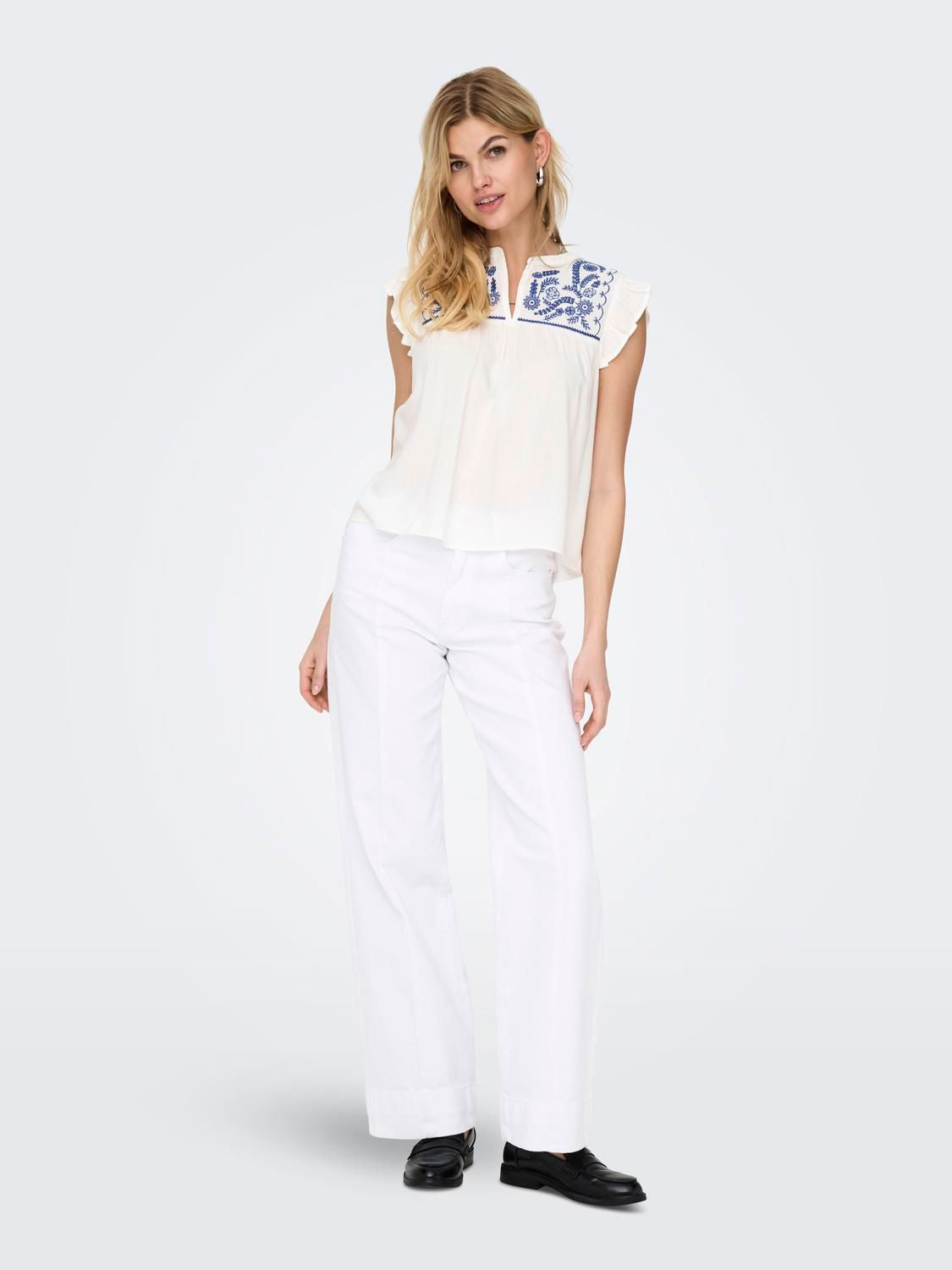 Onlvestine S/s Top Wvn Noos Hvit