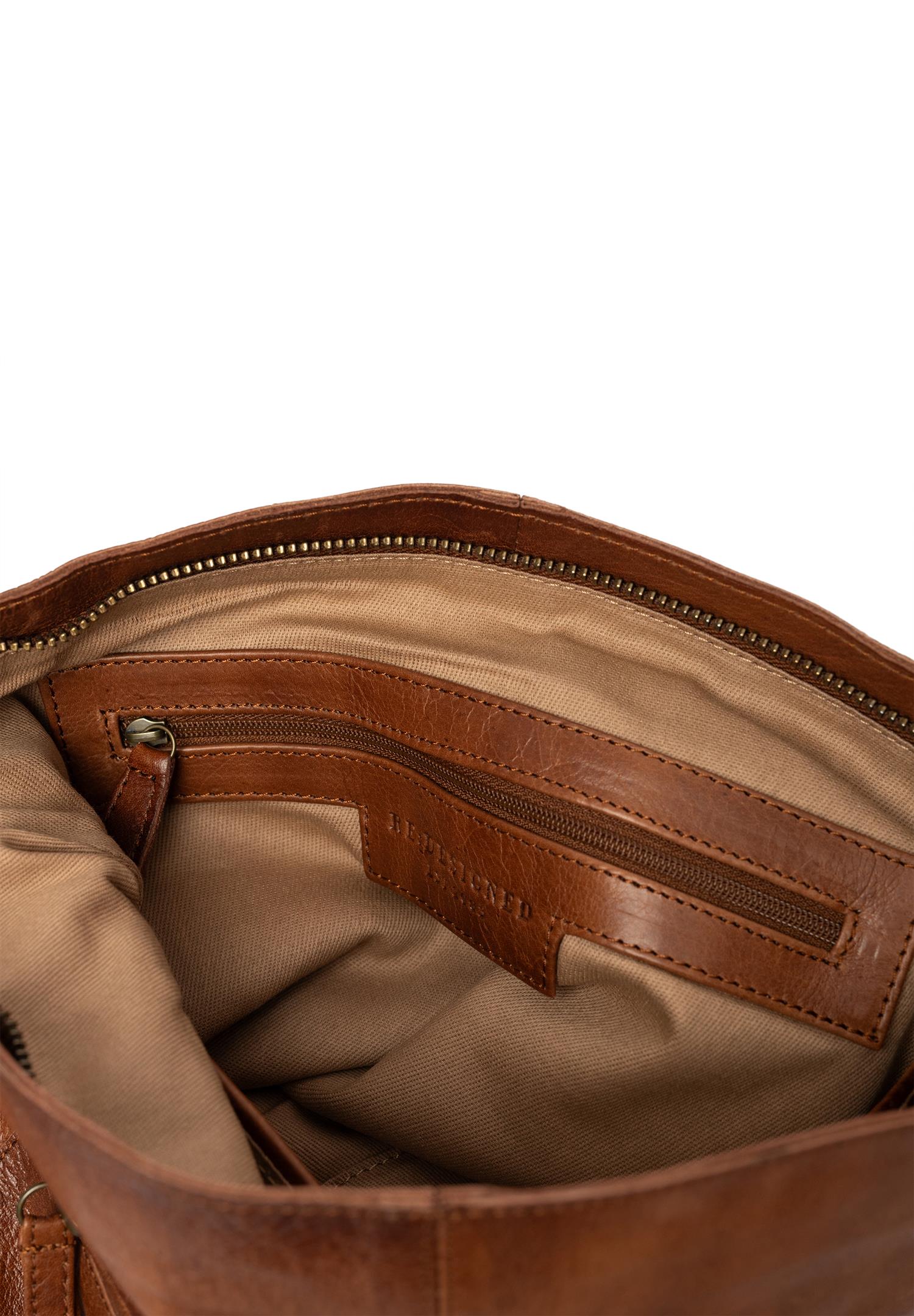 Storslet Urban Walnut