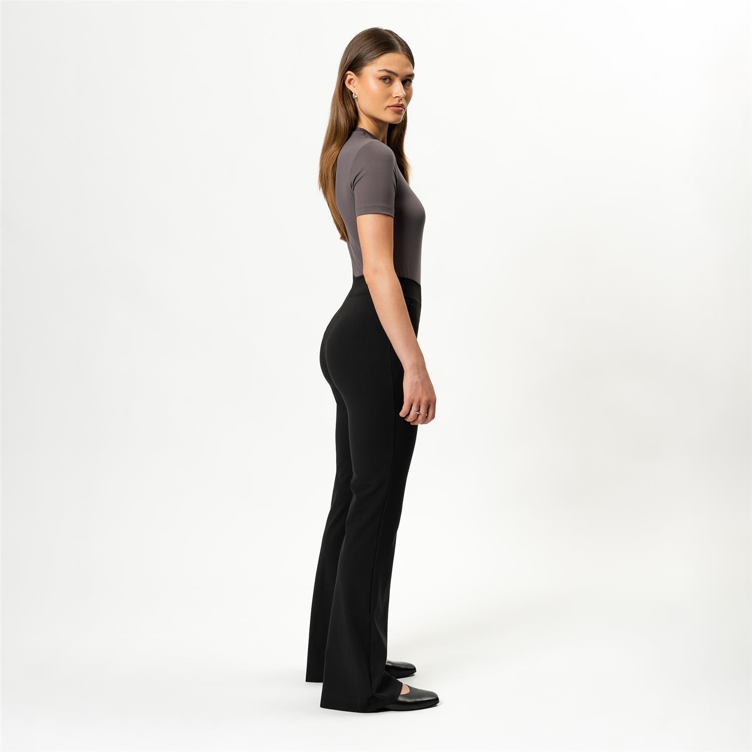 Asana Bootcut Pant Svart