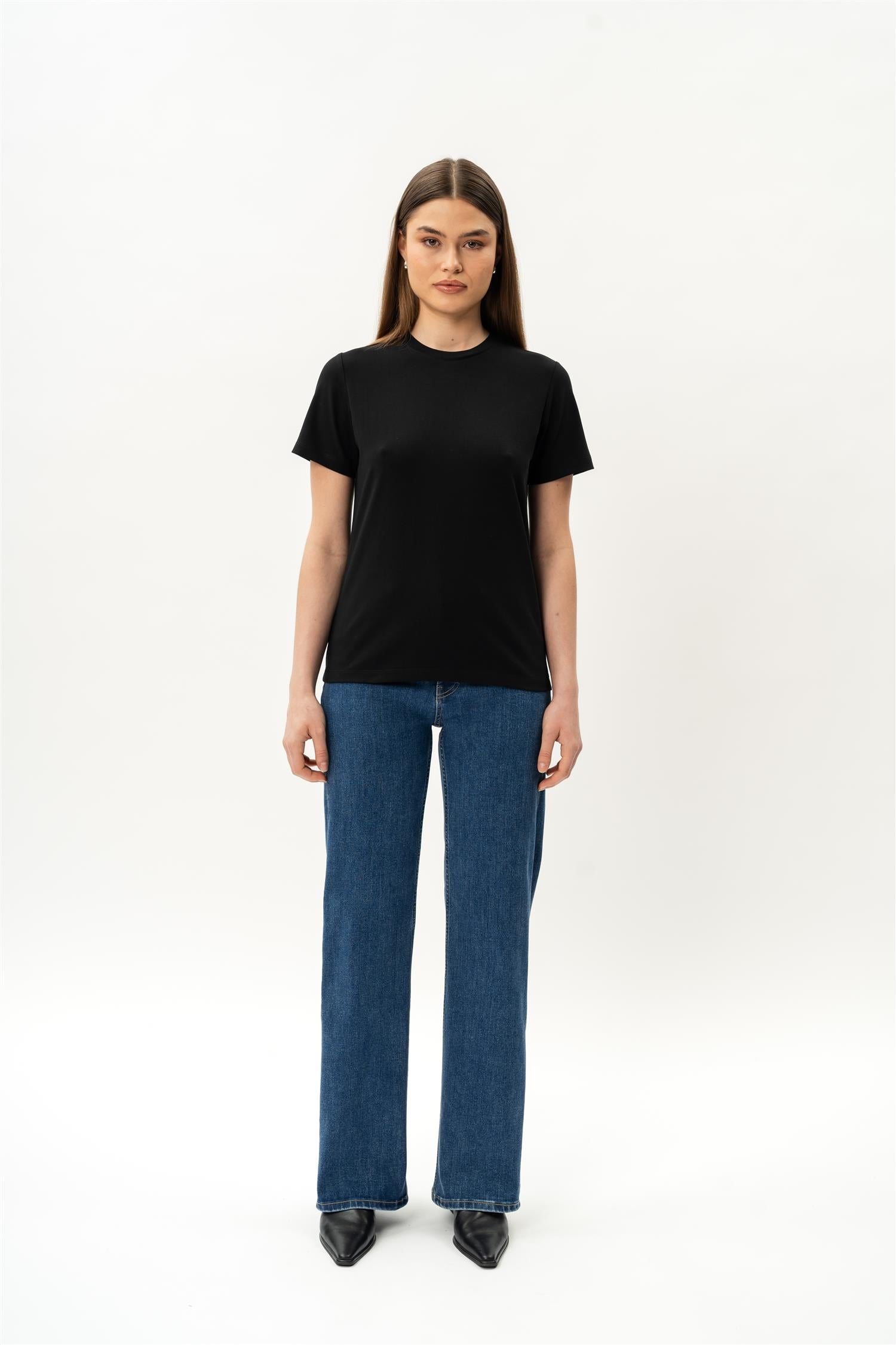 Fitted Pima T-shirt Svart