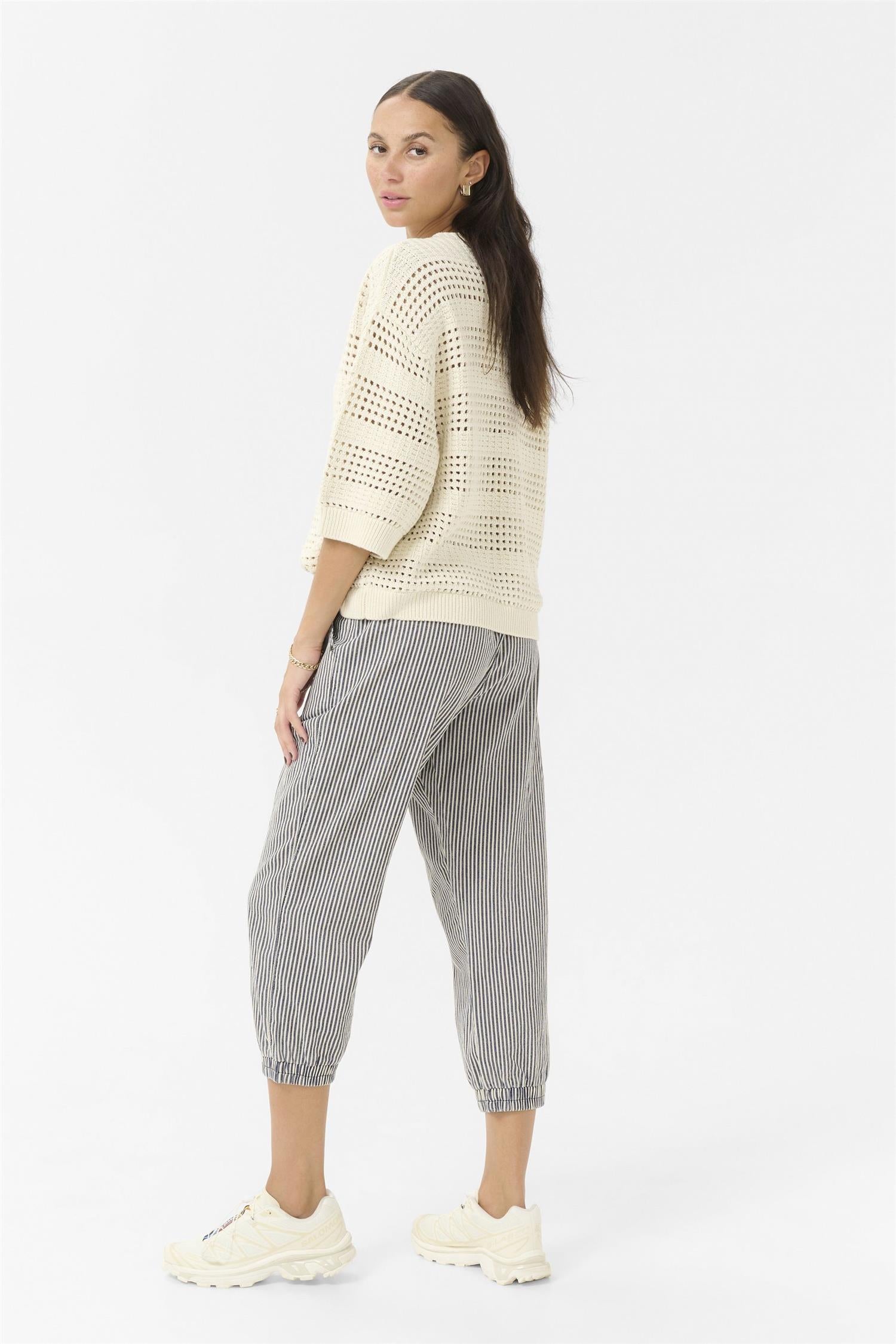 Kanaya Striped Capri Pants Svart