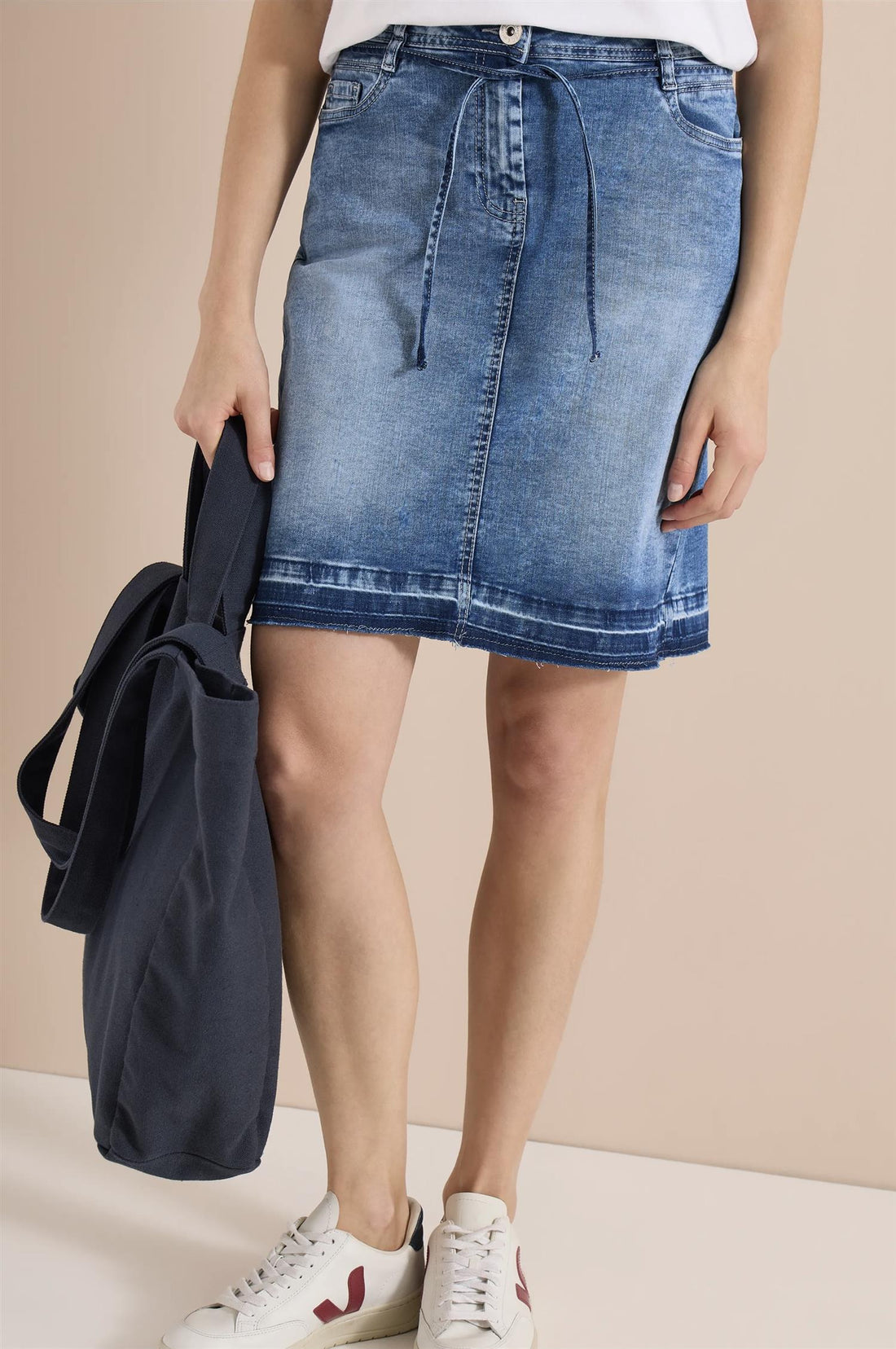 DENIM SKIRT HEM DETAIL Blå
