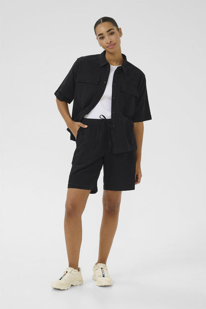 Kanaya Liah Shorts Sort