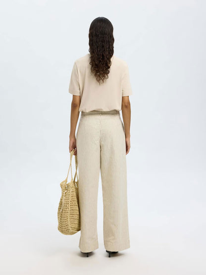Slwessential Ss Boxy Tee Noos Beige