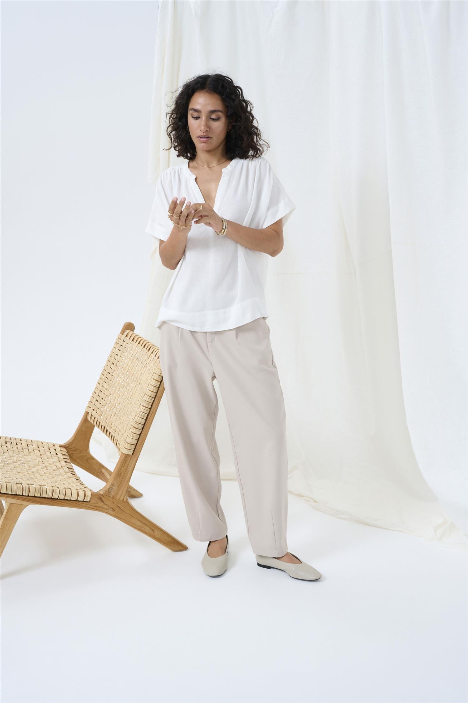 Kamerle Pants Cropped Beige