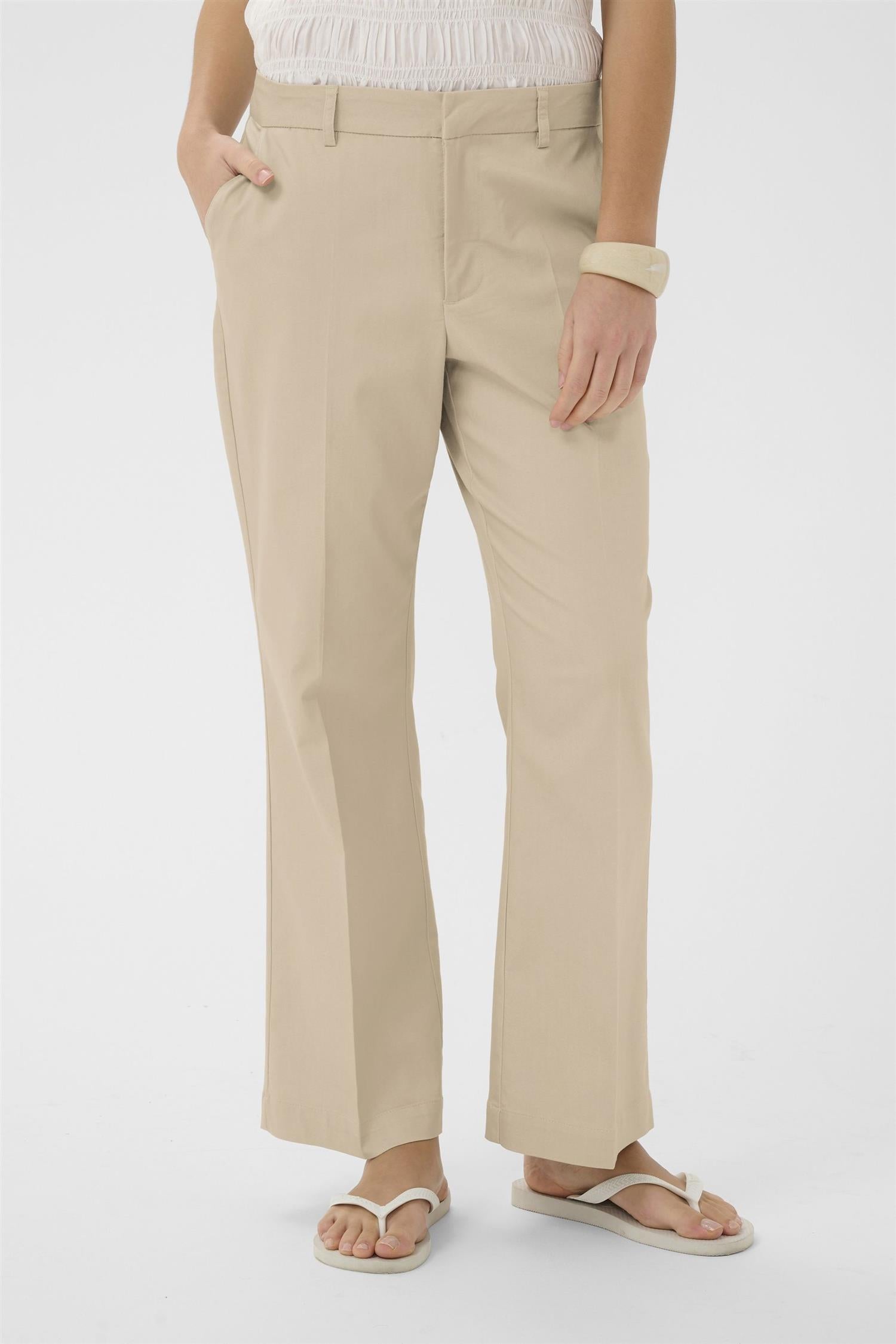 Crgia 7/8 Flared Pant Beige