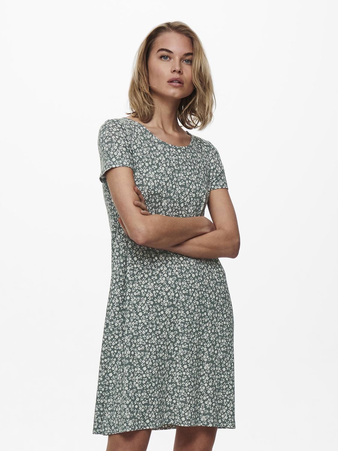 Onlbera Back Lace Up S/s Dress Jrs Noos Grønn