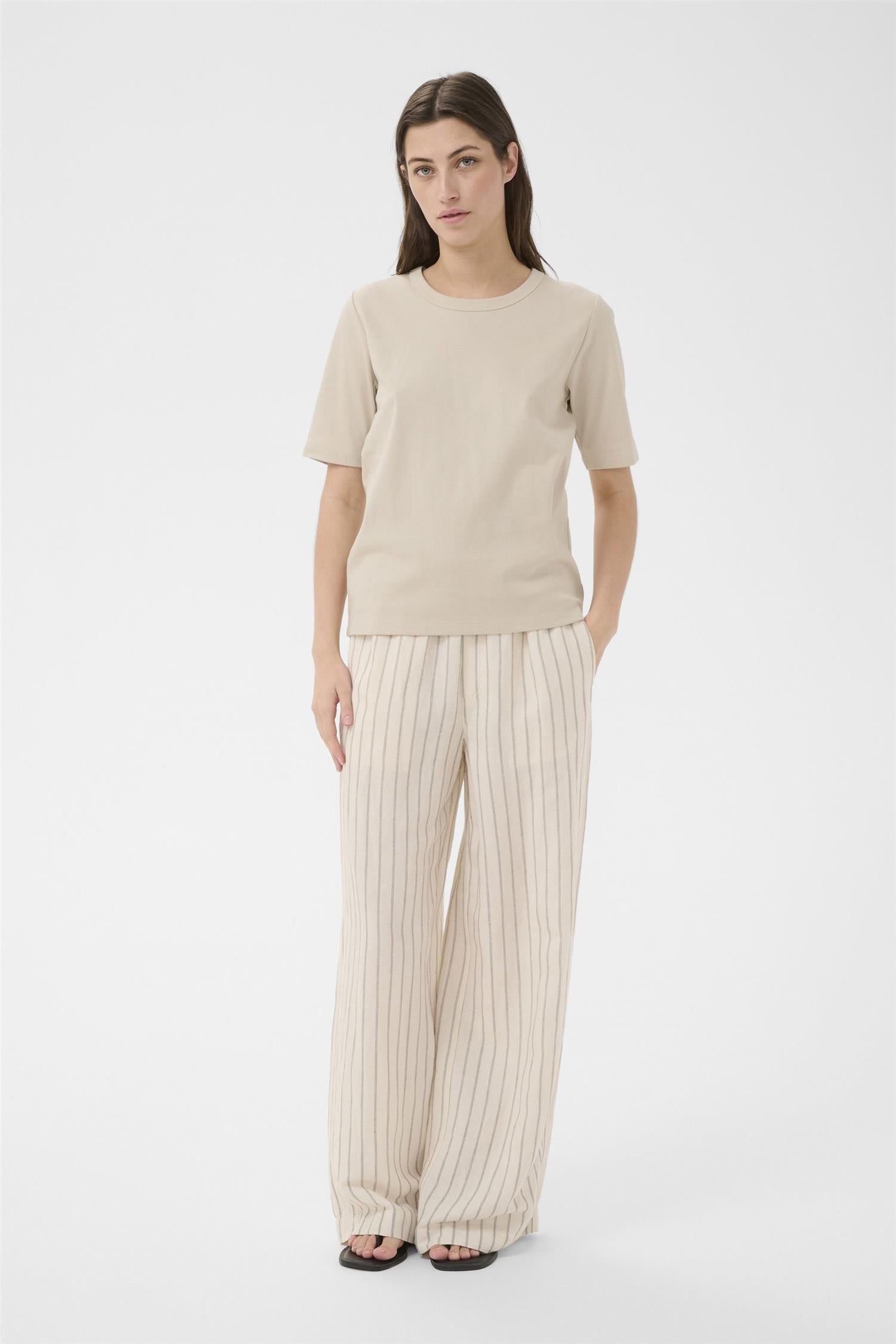 Ratanapw Ts Beige