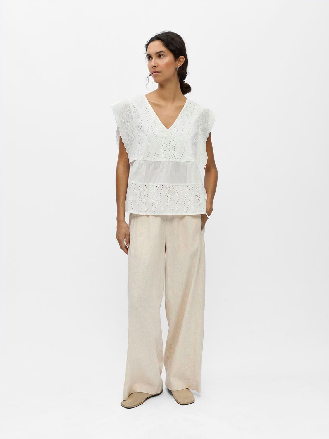 Objjovanna S/l Lo V-Neck Top 145 Hvit