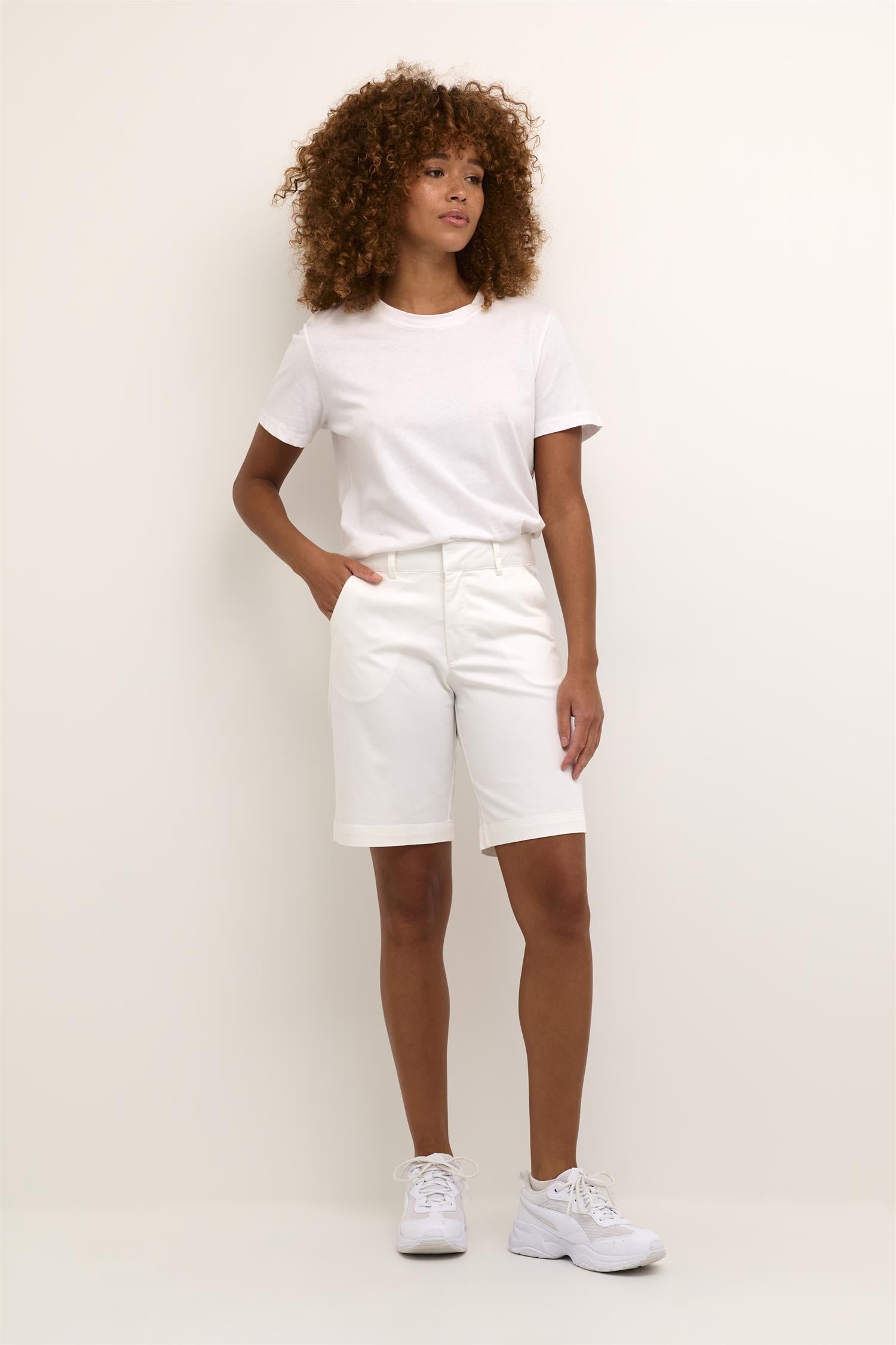 KAlea City Shorts Chalk