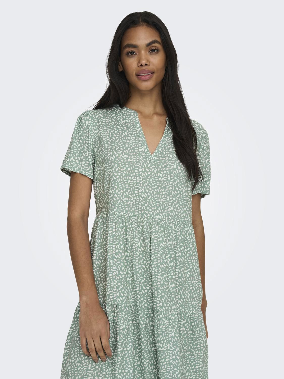 Onlzally S/s Thea Dress Noos Wvn Grønn