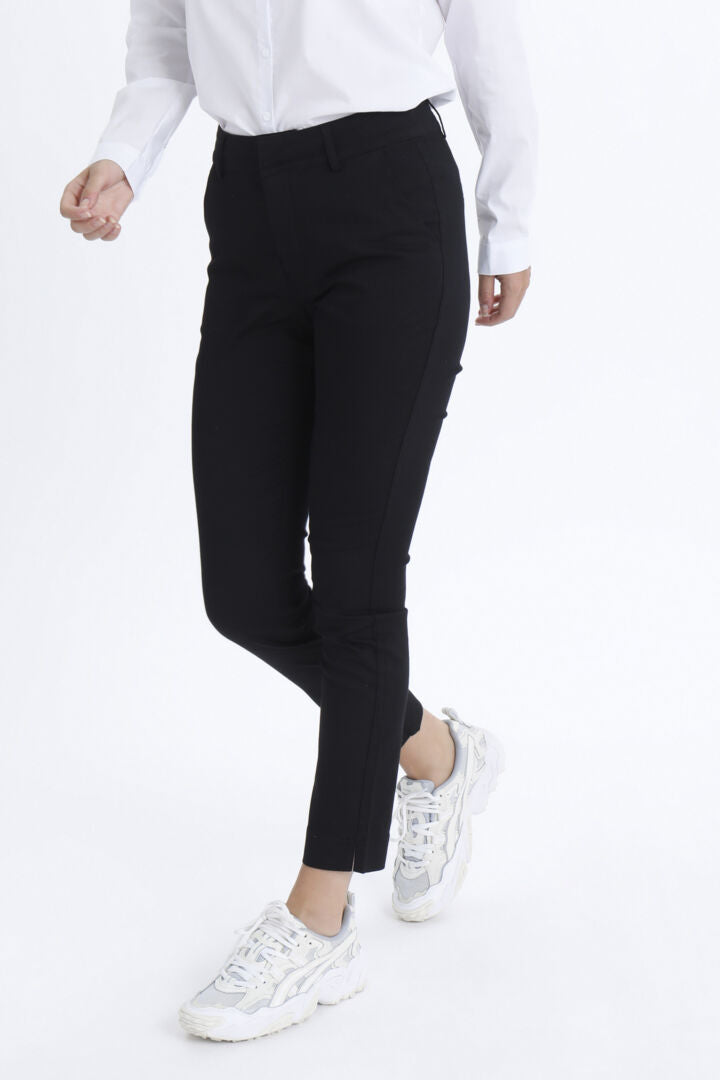 KAlea Chino Pant Svart