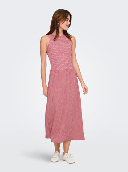 Onlcelle S/l Smock Dress Jrs Rød
